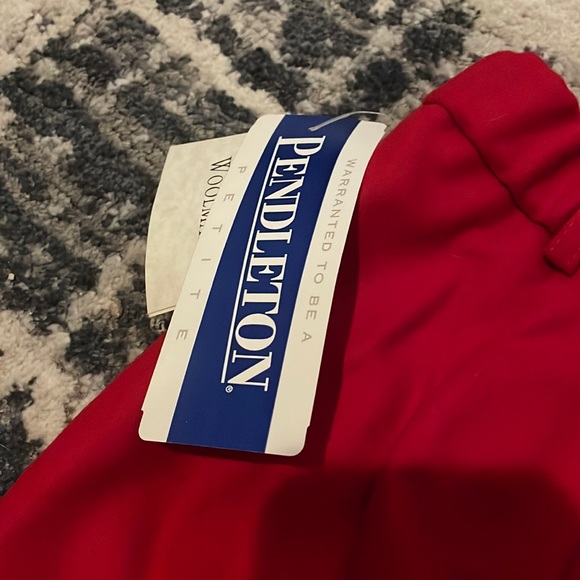 NWT Vintage Pendleton Red Wool Shorts - Picture 3 of 4